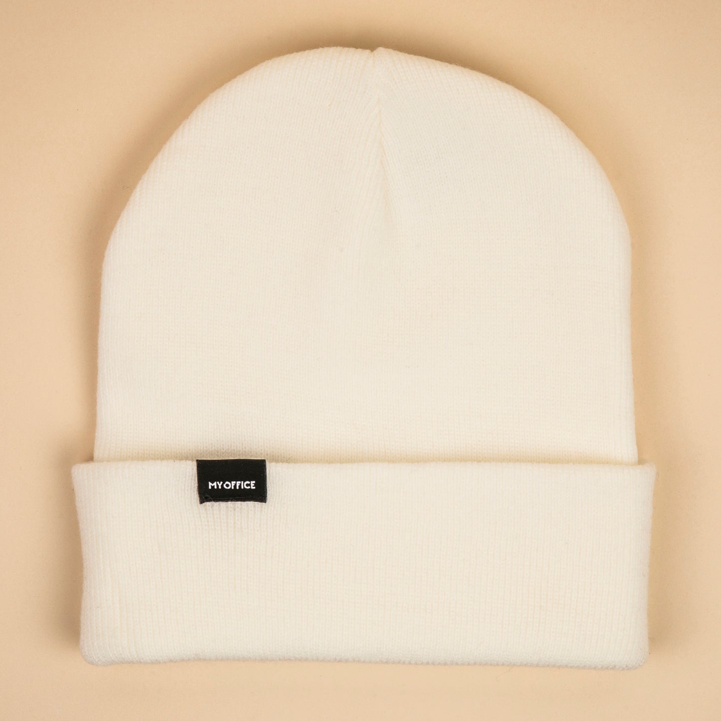 Gorro largo modelo Basic Line color blanco roto